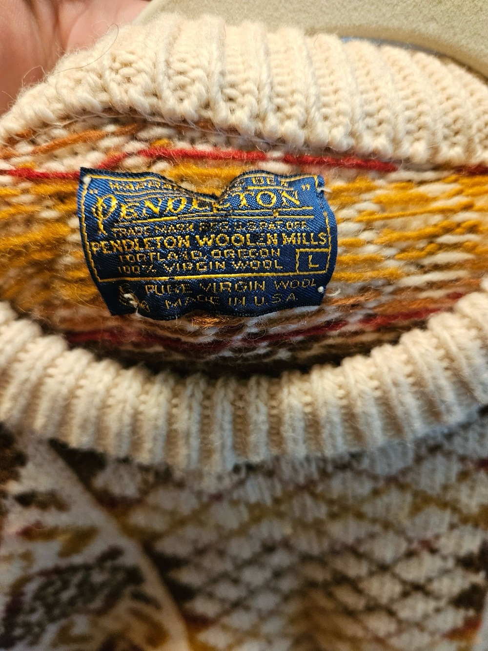 Men's Pendleton Patterned Cabincore Crewneck Sweater Large in Cream and Brown - Picture 7 of 8